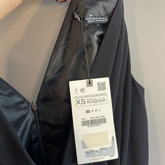 ZARA Sleeveless Pleated Front Wide Leg Jumpsuit in Black | SZ XS - Picture 10 of 15